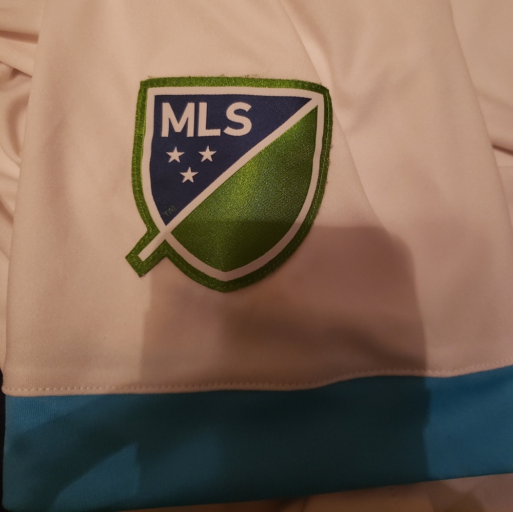 ⚽️ Seattle Sounders Jersey ⚽️ - Picture 6 of 8